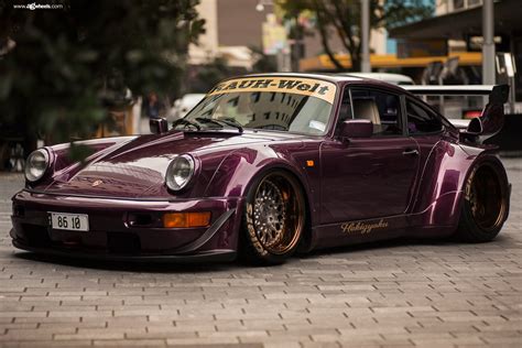 Unique Look Of Purple Porsche 911 Thanks To Aftermarket Body Kit And