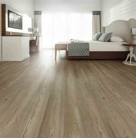 Get an accurate estimate of your hardwood, laminate, and vinyl flooring project. Hardwood vs Laminate Flooring: Know Which One Is Better