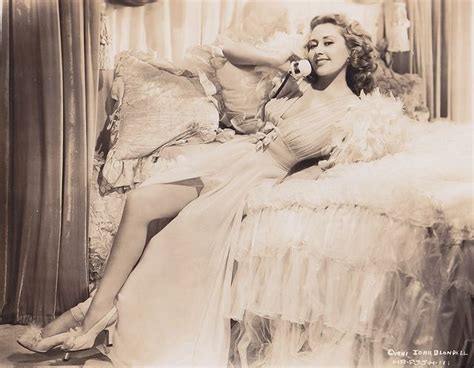 Joan Blondell C 1941 Ii Glamour Hollywood Glamour Vintage Pinup