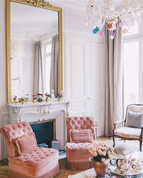 103 Amazing Parisian Chic Apartment Decor Ideas Chic Apartment Decor
