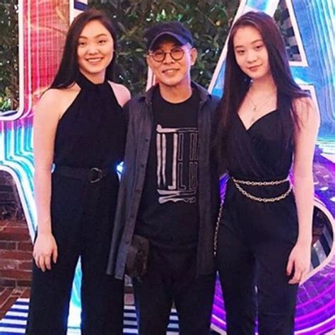 Jet Li Poses With Daughters For Christmas Day Picture In Rare Glimpse