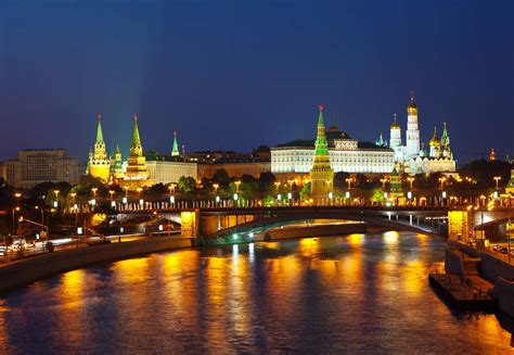 City Moscow River Bridge Skyline Night167wm Tapeedikoduee