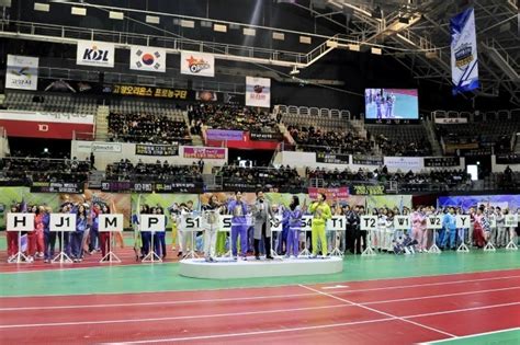 2018 아이돌스타 육상 볼링 양궁 리듬 체조 족구 선수권 대회) was held at goyang gymnasium in goyang, south korea on august 20 and 27. "Idol Star Athletics Championships" confirms broadcast ...