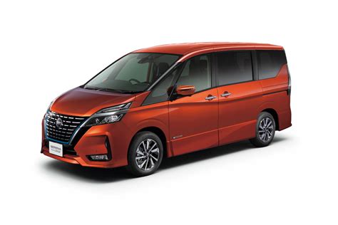 It is available in 5 colors, 2 variants, 1 engine, and 1 transmissions option. Nissan Serena (2019 facelift, C27, fifth generation, JDM) photos