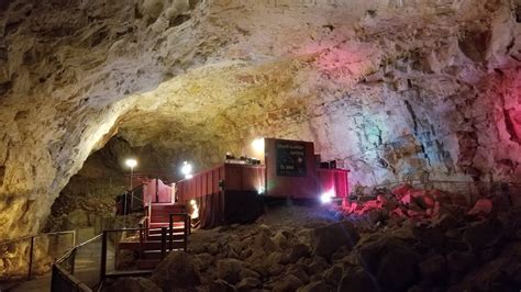 Sciencetheearth The Cave Suite At Grand Canyon Caverns Arizona Youtube