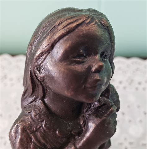 Cold Cast Bronze Heredities Figurine Menton Manor Range Girl With