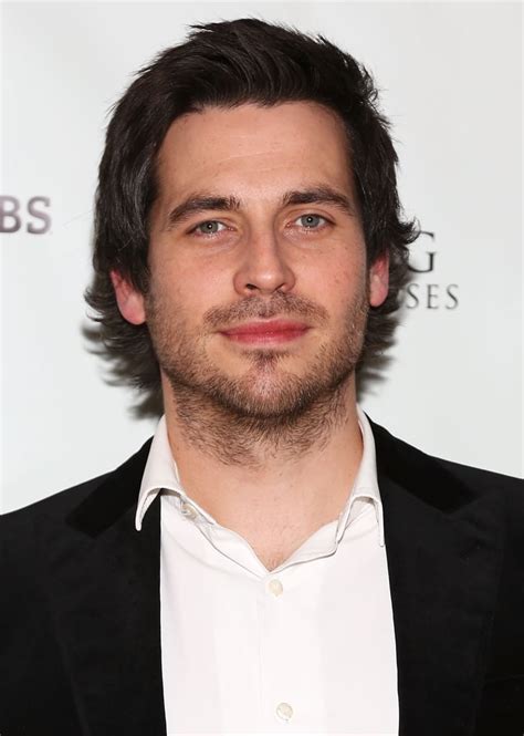 He is also known for his role on the itv soap coronation street. Rob James-Collier | Downton Abbey Hot Actors Pictures ...
