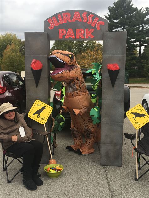 Jurassic Park Trunk Or Treat Dinosaur Themed Birthday Party Dino Party