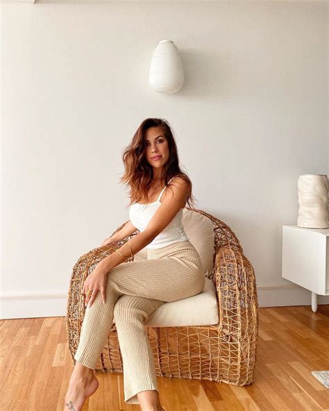 Sexy Insta Photographs Of Model Devin Brugman Devin Brugman Instagram