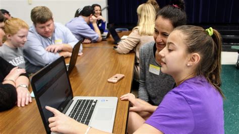 Oak Mountain Intermediate School Students Develop Digital Portfolios