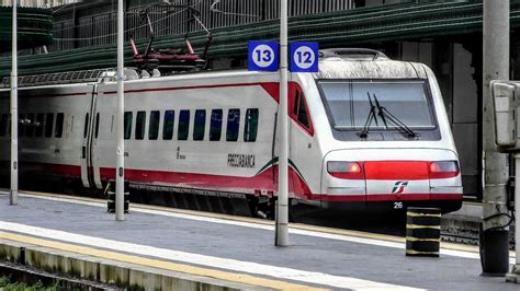 Trains At Genova Piazza Principe 06092019 Youtube