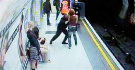 Tube Attack Watch Terrifying Shove Attack That Left Victim Sprawling On London Underground