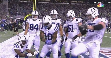 Vikings Play Leapfrog In Hilarious Td Celebration Here Are The Nfls