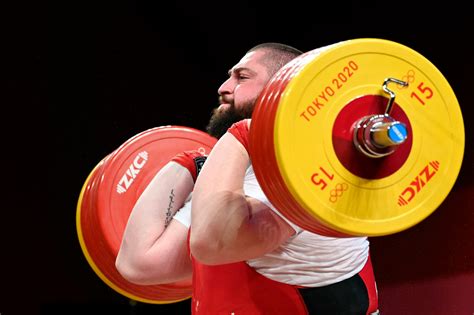 Record Breaking Georgian Olympic Weightlifter Eyes Risky Goal France 24