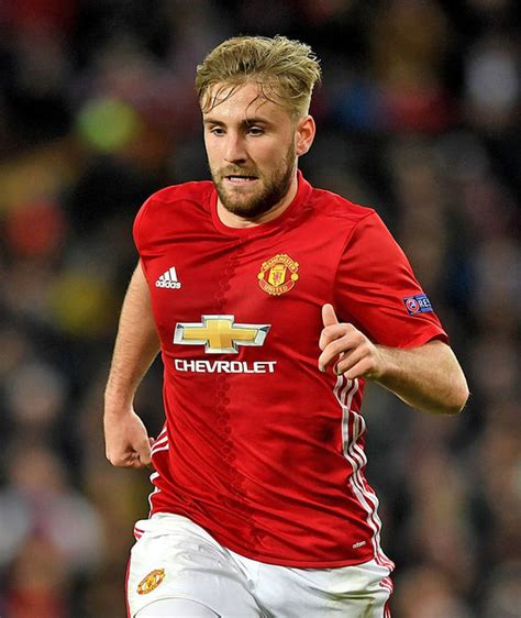 Today we'll be taking a look at how manchester united's luke shaw has become the premier league's left back. Man United News: Tottenham ready move for Luke Shaw ...