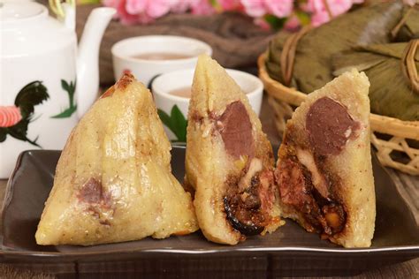 Teochew Style Sticky Rice Dumplings Zongzi Asian Inspirations