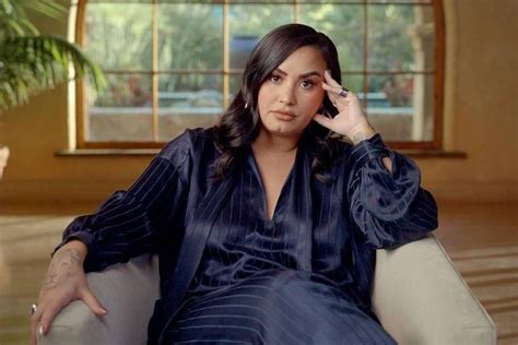 Em Documentário Demi Lovato Fala Sobre Sua Vida Antes E Depois De Overdose 22 03 2021