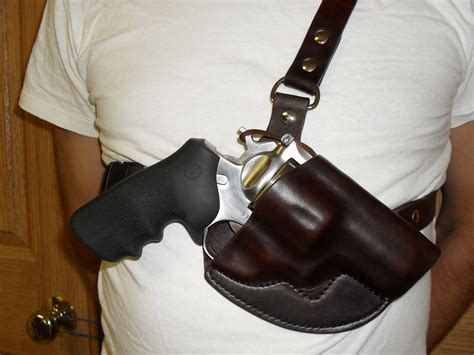 Ruger Super Redhawk Alaskan Chest Holster Up Close Picture Leather