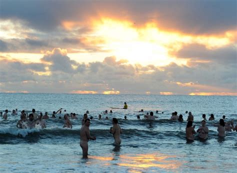 Hundreds Show All For World Skinny Dipping Record Attempt In