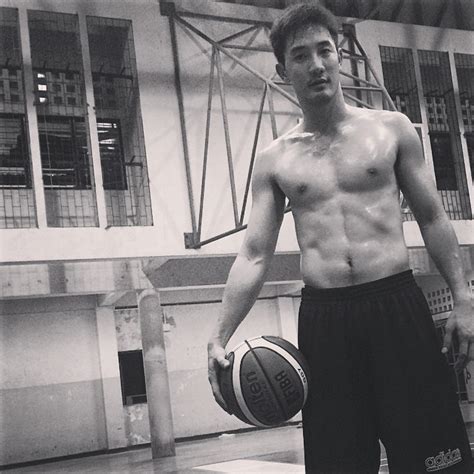 รังสิต ศิรนานนท์ (เกิด 14 สิงหาคม พ.ศ. ชวนกรี๊ดดด สุดๆ อ้วน รังสิต ใน มาดนักกีฬา