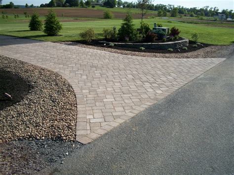 16 Best Simple Driveway Entrance Landscaping Ideas Ideas