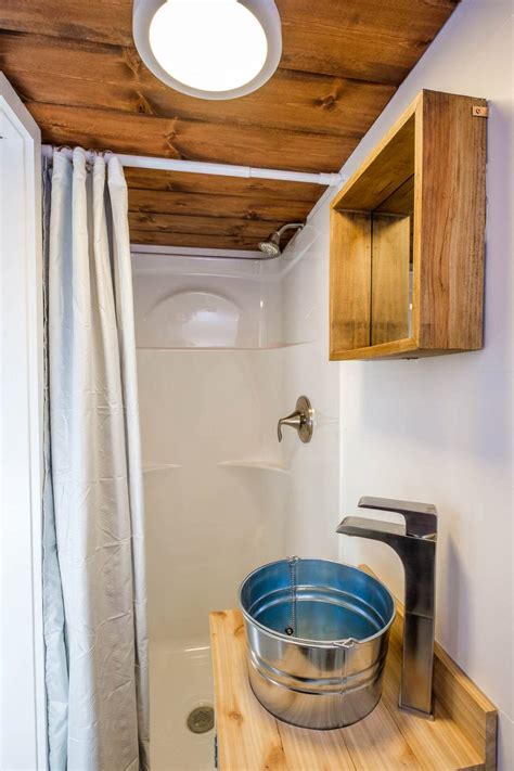 33 small shower ideas for tiny homes and bathrooms. 33 Small Shower Ideas for Tiny Homes and Tiny Bathrooms