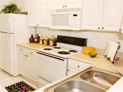 This spring, skip the deep. Cheap Versus Steep: Kitchen Appliances | HGTV