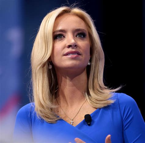 Kayleigh mcenany is a popular american political commentator, writer, and a former cnn contributor. File:Kayleigh McEnany by Gage Skidmore.jpg - Wikimedia Commons