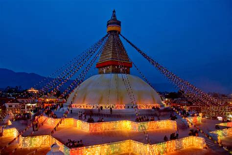 世界最大佛塔 尼泊爾博拿佛塔boudhanath Stupa 朝聖天堂 Travelliker U Blog 博客