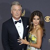 Alec Baldwin dedica a su esposa Hilaria su premio Emmy - COSMO TV