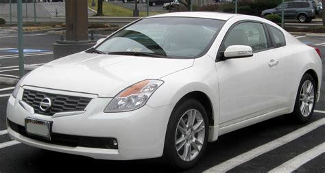 Used 2010 nissan altima 3.5 sr. Best Used Cars for College Students in La Crosse, Wisconsin