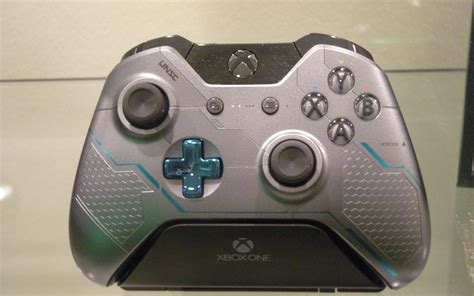 Xbox One Halo 5 Limited Edition 1 Tb In Black Grey