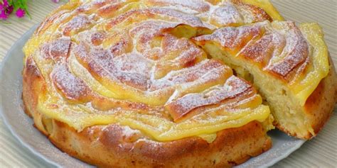 Gâteau pommes et crème pâtissière recette facile Top Recettes