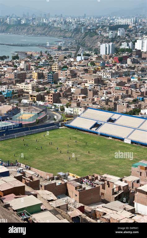 Chorrillos District Hi Res Stock Photography And Images Alamy