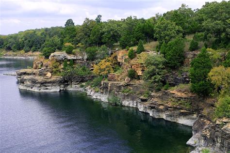 Cliffs At Lake Tenkiller Flickr Photo Sharing