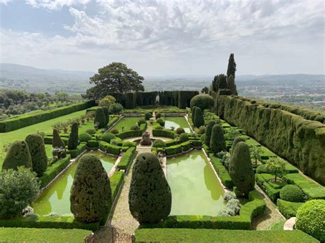 Lovely Gardens Of Tuscany Tuscan Garden Tuscan Beautiful Gardens
