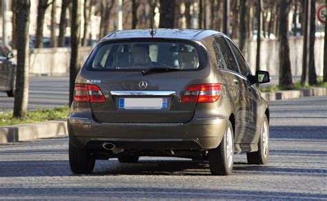 Certains de ces voyants comme ceux concernant les feux sont assez faciles à reconnaître et à comprendre. Voyant asr mercedes classe e