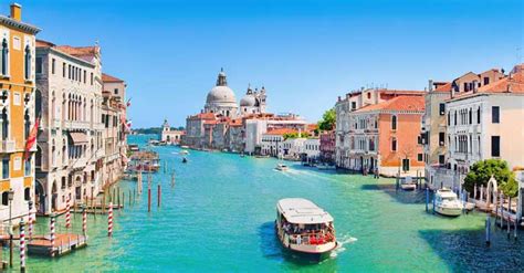 Zie italië (doorverwijspagina) voor andere betekenissen van italië. Italie Vacances » Vacances - Arts- Guides Voyages