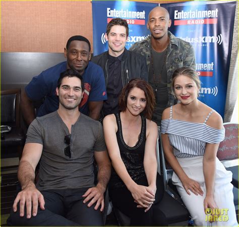 Melissa Benoist And Supergirl Cast Talk Moving Networks At Comic Con