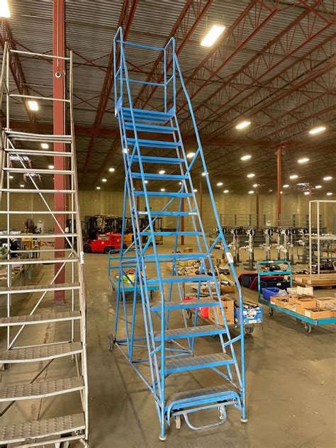 Canway Blue 14 Mobile Warehouse Stairs