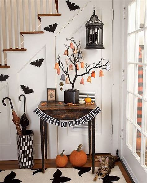 15 Cool Entryway Ideas To Bring Youll Halloween Homemydesign
