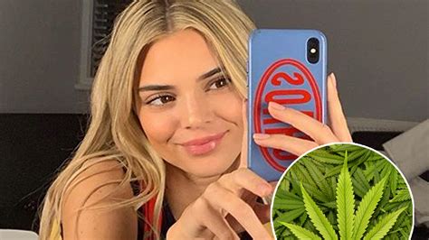 Kendall Jenner And 15 Other Celebs Who Admit They Smoke Weed