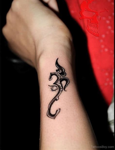 Om is one of the famous word in hindu culture or you can also say that the basic mantra of hindu culture is om. 31 Excellent Om Tattoos Designs On Wrist