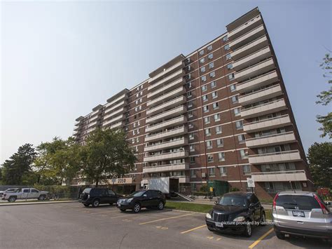 • shopping and attractions in scarborough scarborough, with its beautiful and natural surroundings, is a great place to find something to do. For rent: 2350 Birchmount Road Scarborough, 2 bdrm Viewit ...