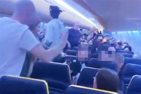 Ryanair Passengers Screams ‘i’ll Slap You Around’ During Mid Air Fight The Scottish Sun