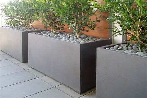Image Result For Modern Courtyard With Planters Planter Pots Outdoor