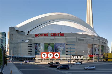 Filetoronto On Rogers Centre2 Wikimedia Commons