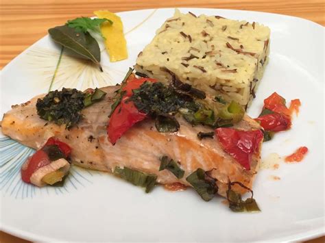 Das perfekte dinner ist ein besonders bemerkenswerter vertreter des genres. Das perfekte Dinner Rezepte - Lovely Lachs mit stinksaurem Reis