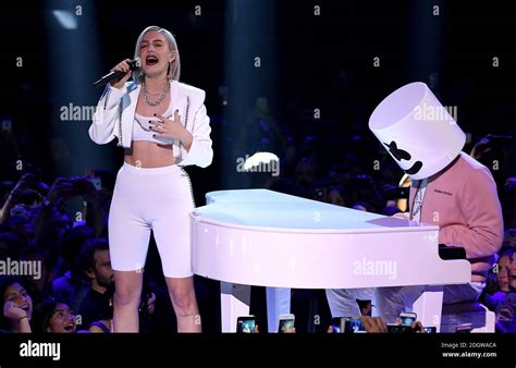 Anne Marie And Marshmello On Stage During The Mtv Europe Music Awards