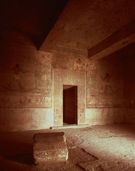 35 Mind Blowing Egypt Pictures Ancient Egyptian Tombs Egypt Modern